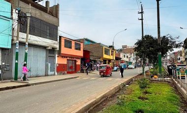 Departamento en venta en avenida Cto. Grande y frente al mercado del 10 en San Juan de Lurigancho
