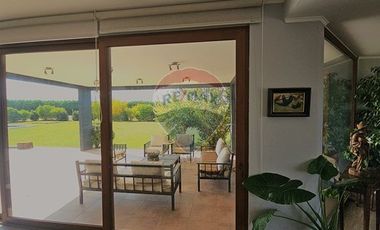 Casa de 1 piso no perimetral
