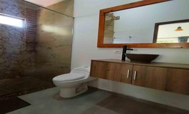 CASA EN ARRIENDO NEIRA