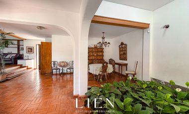 Venta de Terreno con Casa por Remodelar
