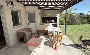 Hermosa casa en Los Talas apto credito