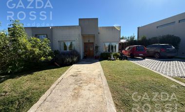 Hermosa casa en Los Talas apto credito