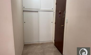 DEPARTAMENTO ALQUILER TRES DORMITORIOS SIN BALCON CON COCHERA CENTRO ROSARIO