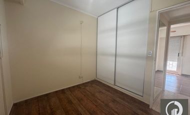 DEPARTAMENTO ALQUILER TRES DORMITORIOS SIN BALCON CON COCHERA CENTRO ROSARIO