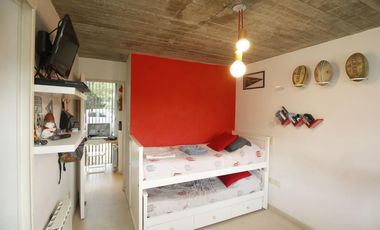 Casa en San Joaquin desarrolñlada en planta baja 3 dorm, parque pileta