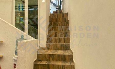Casa en Renta en Paseo de Francia, 3a Sec. de Lomas Verdes con Jardín y Terraza