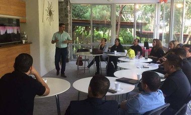 ESPECTACULAR PROPIEDAD A UNOS MINUTOS DE COLIMA IDEAL PARA HACER LUGAR EVENTOS