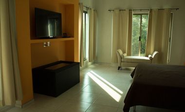 ESPECTACULAR PROPIEDAD A UNOS MINUTOS DE COLIMA IDEAL PARA HACER LUGAR EVENTOS