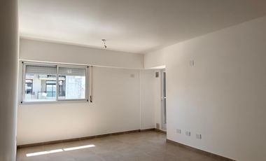 Departamento en San Juan al 1100