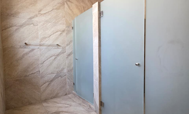 RESIDENCIA EN VENTA 2 PLANTAS, 4 RECÁMARAS, 4.5 BAÑOS. COCHERA PARA 4 AUTOS