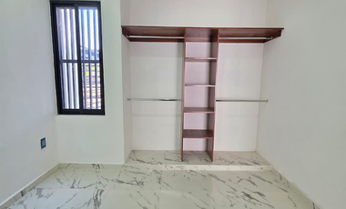 CASA EN VENTA 2 PLANTAS, 3 RECÁMARAS, 2.5 BAÑOS, COCHERA PARA 1 AUTO