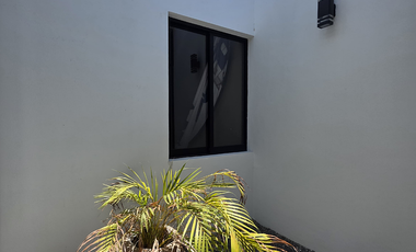 CASA EN VENTA 2 RECÁMARAS, 2 BAÑOS, COCHERA PARA 1 AUTO
