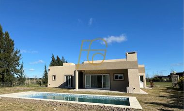ALQUILER CASA 4 AMBIENTES - LAGOS DE SAN ELISEO
