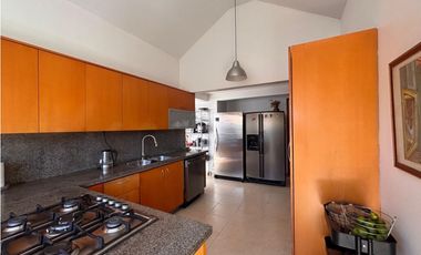 Casa residencial amoblada  en Guaymarar conjunto cerrado  005-R