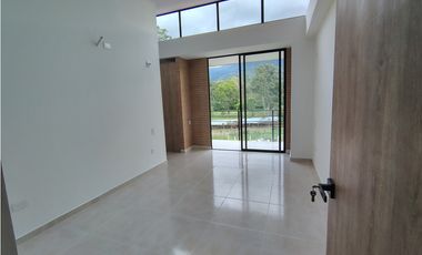 Casa en Venta en Piedecuesta Condomio Salma