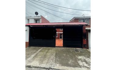 Se arrienda casa en la esmeralda