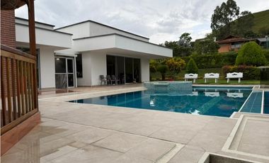 VENDO CASA CAMPESTRE Pereira CONDOMINIO EN CONDINA