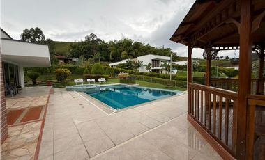 VENDO CASA CAMPESTRE Pereira CONDOMINIO EN CONDINA