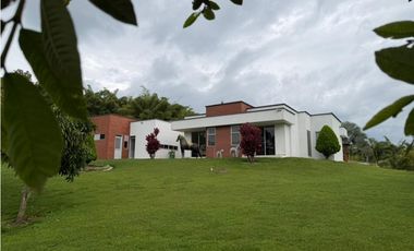 VENDO CASA CAMPESTRE Pereira CONDOMINIO EN CONDINA