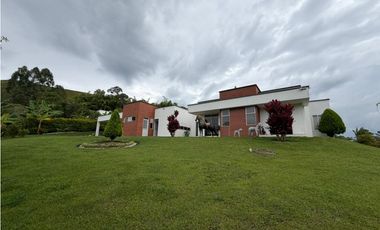 VENDO CASA CAMPESTRE Pereira CONDOMINIO EN CONDINA