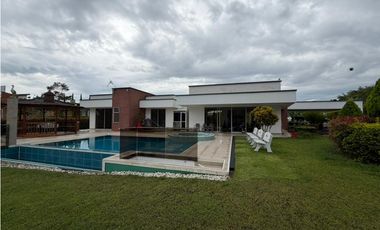 VENDO CASA CAMPESTRE Pereira CONDOMINIO EN CONDINA