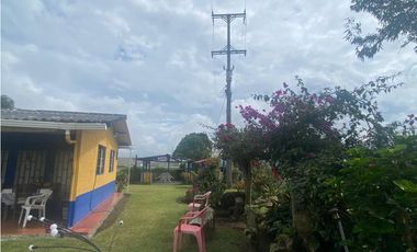 Finca en arriendo con Amplios Espacios y Kiosco en Filandia - Quindio