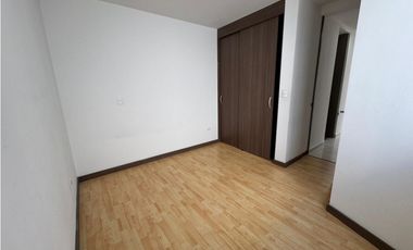 SE ARRIENDA CASA EN CONJUNTO CERRADO VIA LA TEBAIDA