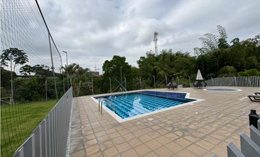 SE ARRIENDA CASA EN CONJUNTO CERRADO VIA LA TEBAIDA
