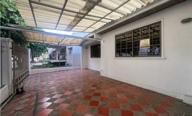 Casa en arriendo familiar o comercial en la castellana