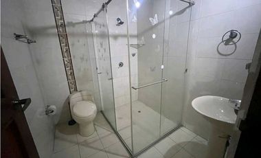 Casa en arriendo familiar o comercial en la castellana