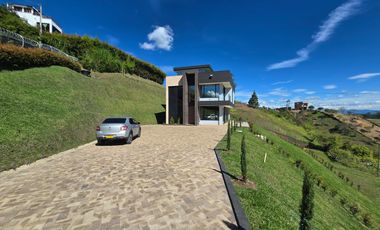 Casa Campestre En Venta - Sector San Vicente De Ferrer