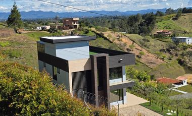 Casa Campestre En Venta - Sector San Vicente De Ferrer