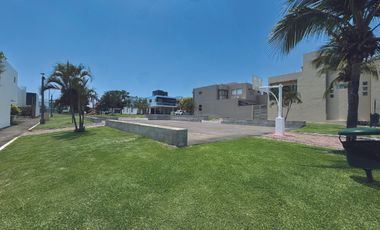 CASA CERCA DEL PARQUE EN VENTA EN LOMAS RESIDENCIAL