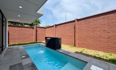 CASA CON ALBERCA EN VENTA PUNTA TIBURÓN LAG VII