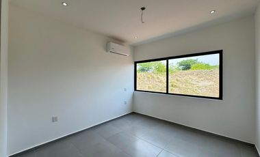 CASA CON ALBERCA EN VENTA PUNTA TIBURÓN LAG VII