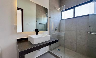 CASA CON ALBERCA EN VENTA PUNTA TIBURÓN LAG VII