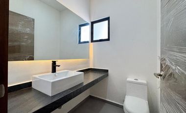 CASA CON ALBERCA EN VENTA PUNTA TIBURÓN LAG VII