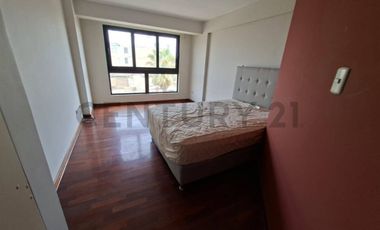 DÚPLEX AMPLIO EN SURCO – ESPACIO, COMODIDAD Y UBICACIÓN