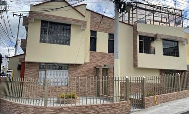 VENTA DE CASA ESQUINERA CONJUNTO MIRAMAR