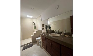 Casa en arriendo en el recreo