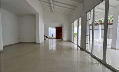 Casa en arriendo en el recreo