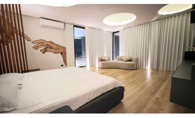 Mansion En EL POBLADO Medellín - Antioquia: ¡Lujo y Confort!💰$16.000M