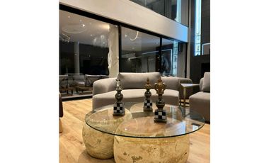 Mansion En EL POBLADO Medellín - Antioquia: ¡Lujo y Confort!💰$16.000M