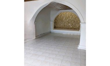 Casa en arriendo comercial o para vivienda en la castellana