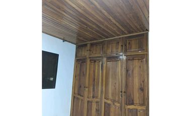 Casa en arriendo comercial o para vivienda en la castellana