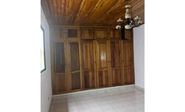 Casa en arriendo comercial o para vivienda en la castellana