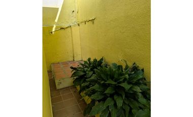 Casa en arriendo comercial o para vivienda en la castellana