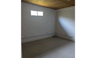 Casa en arriendo comercial o para vivienda en la castellana