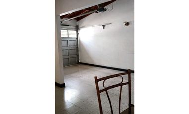 Casa comercial en arriendo