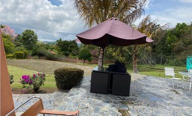 CASA CAMPESTRE EN CALIMA